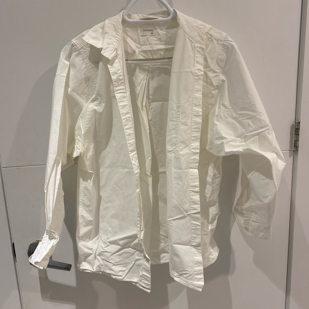 Women’s community oversized white shirt size 1